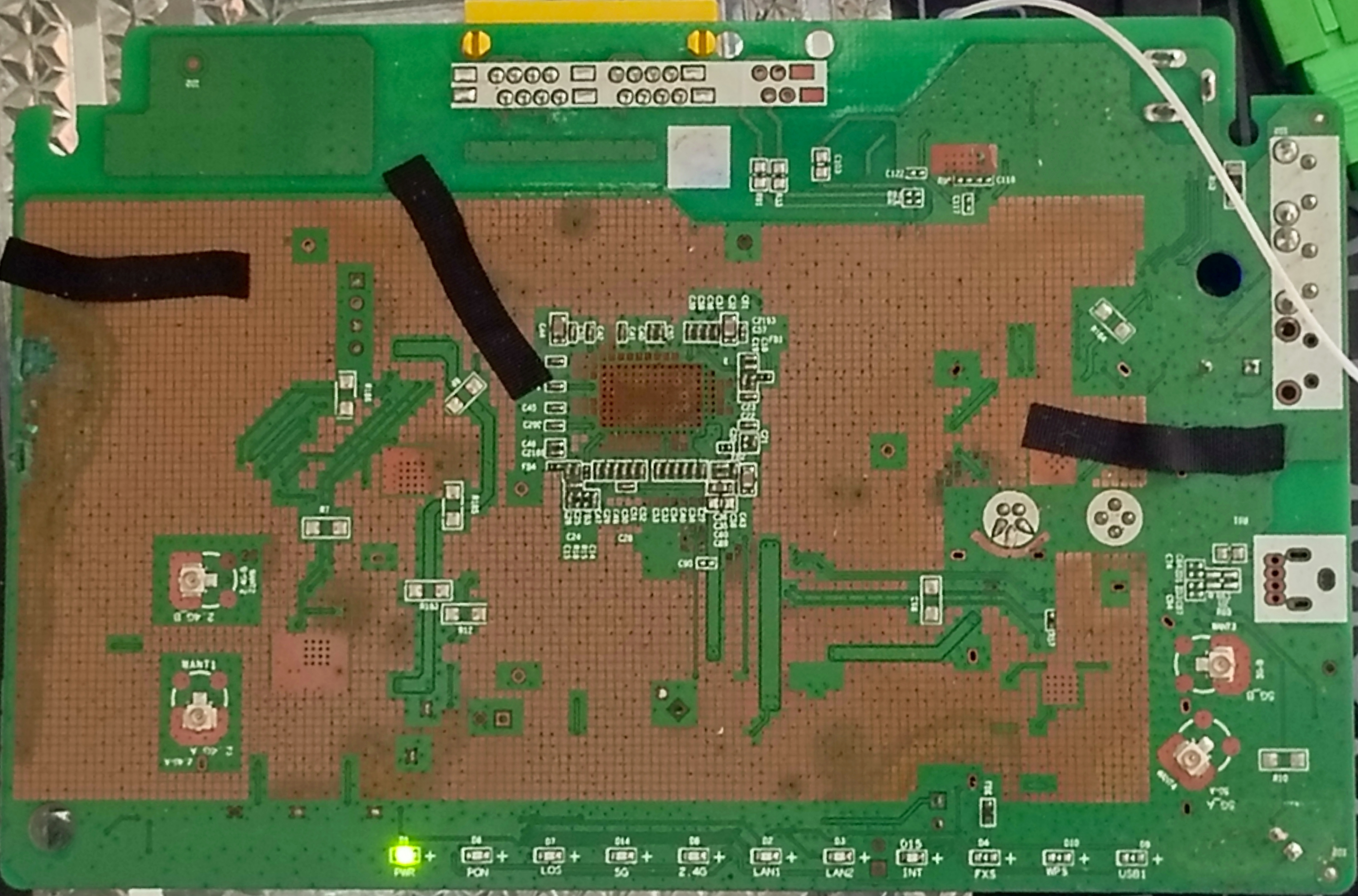 YOTC M2-2050-G40 PCB Top